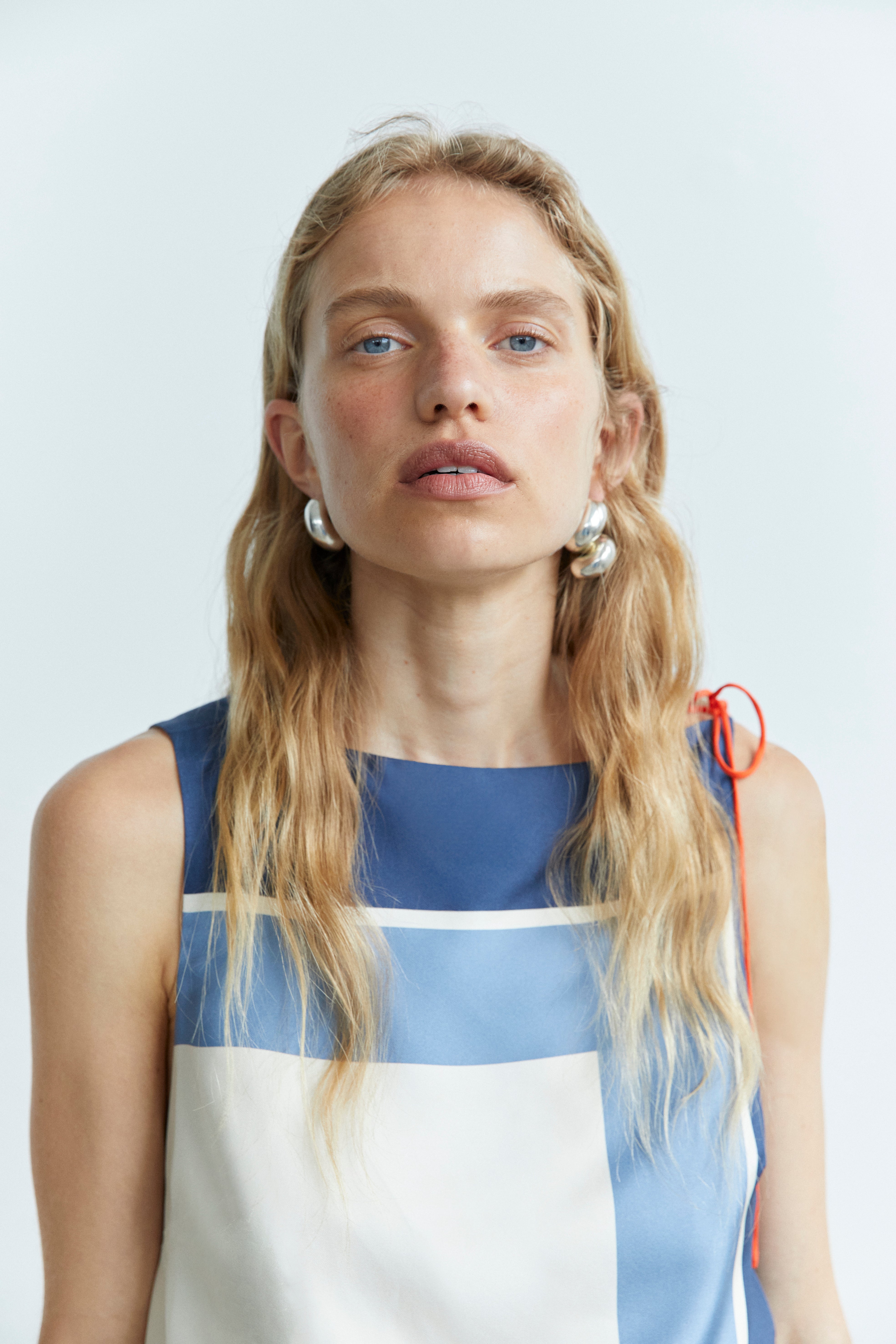 Flashback Half Twist Earring Silver SIR.