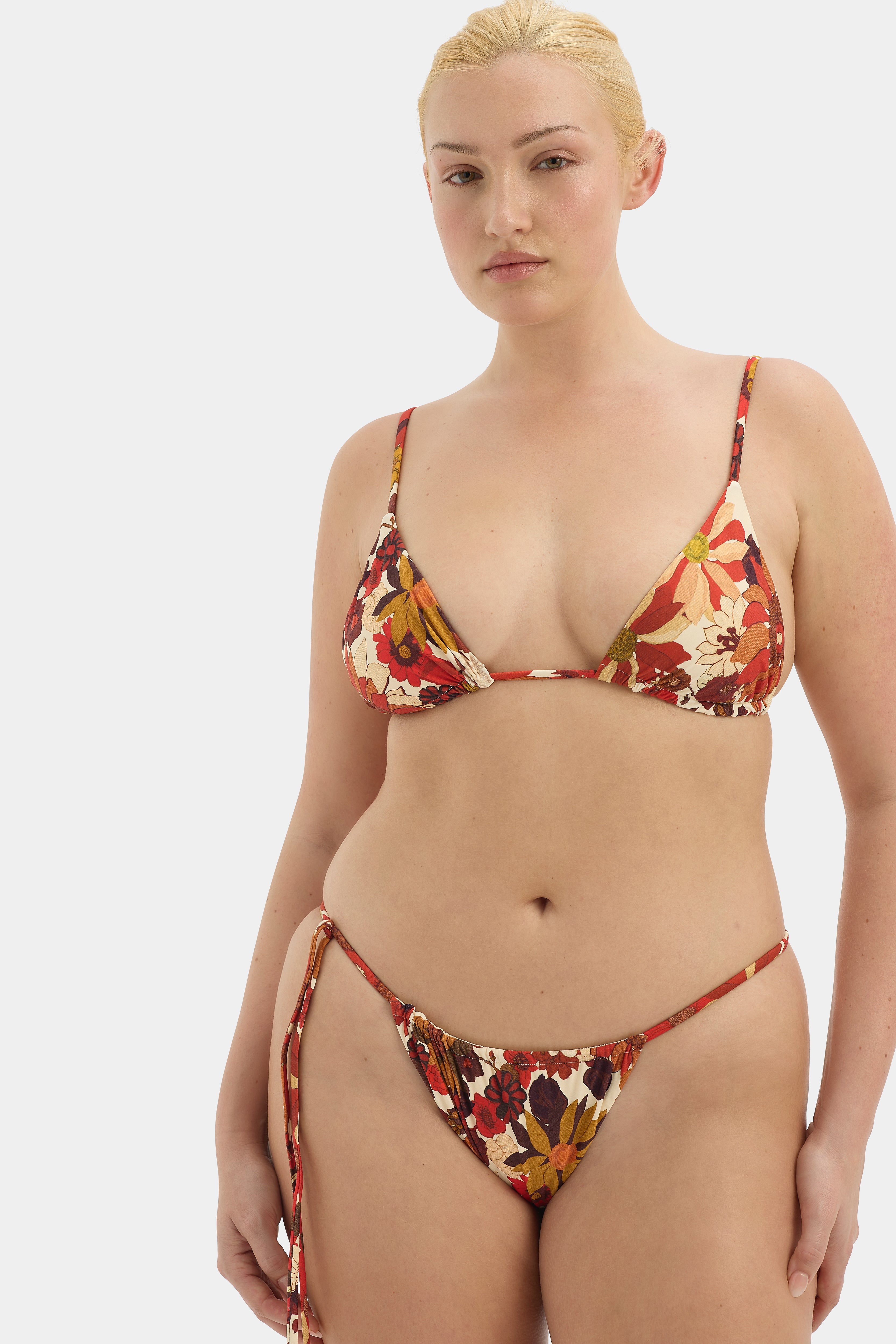 Castella String Triangle Top
