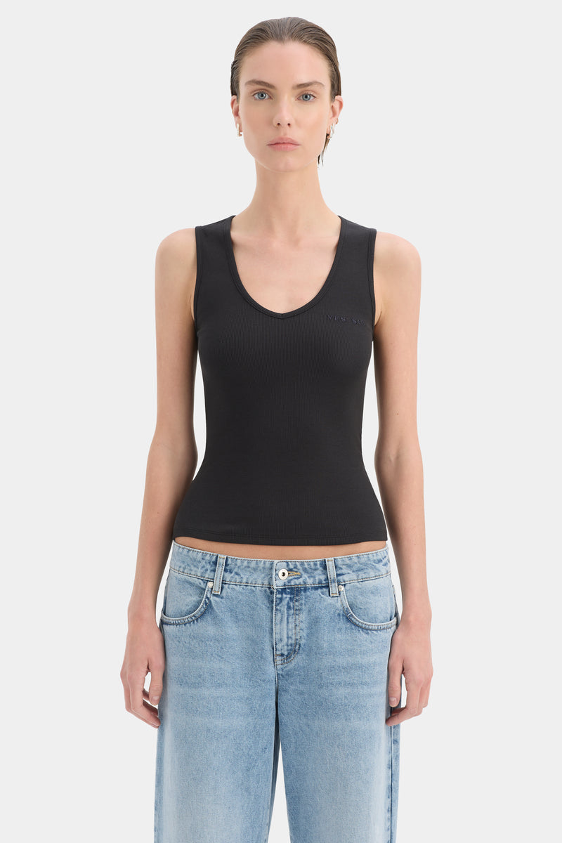 Yes SIR. Ribbed Tank