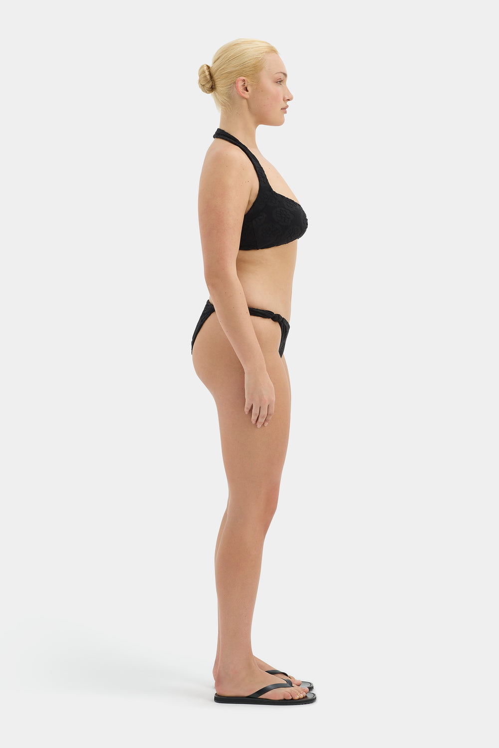 Vittoria Knot Brief