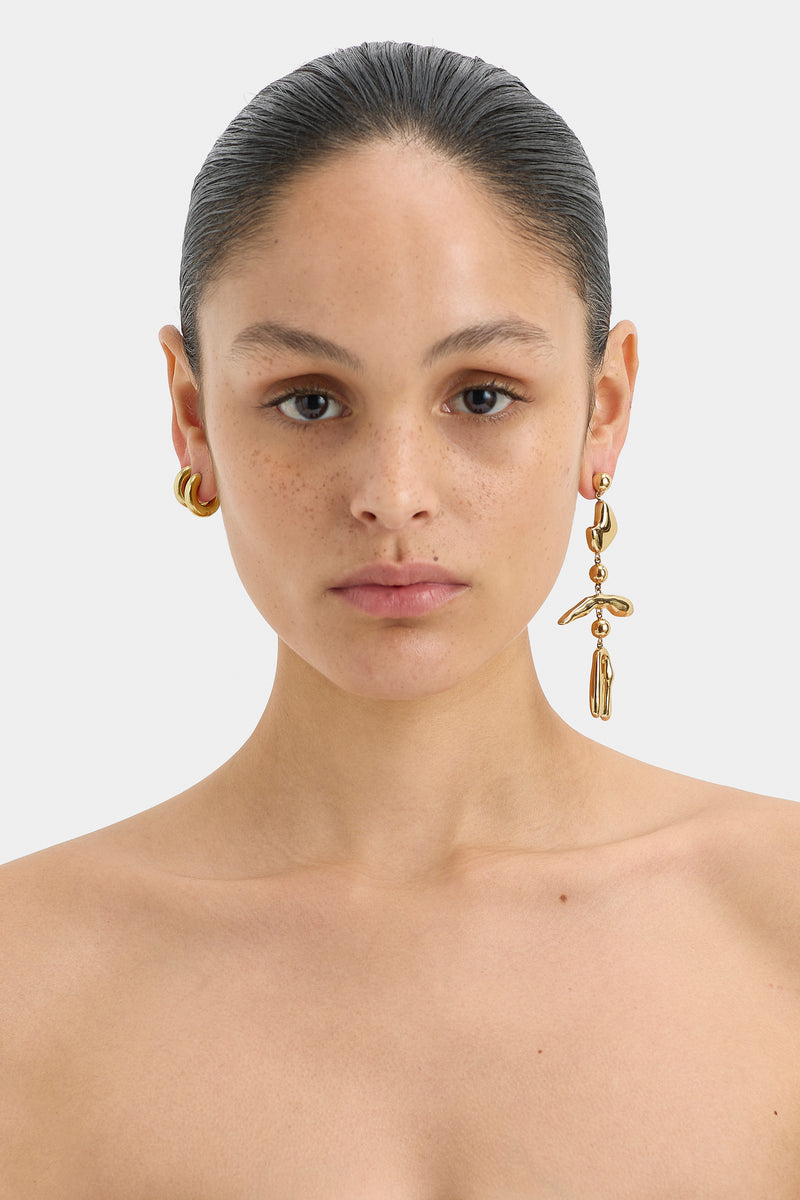 Signature Huggie Earring