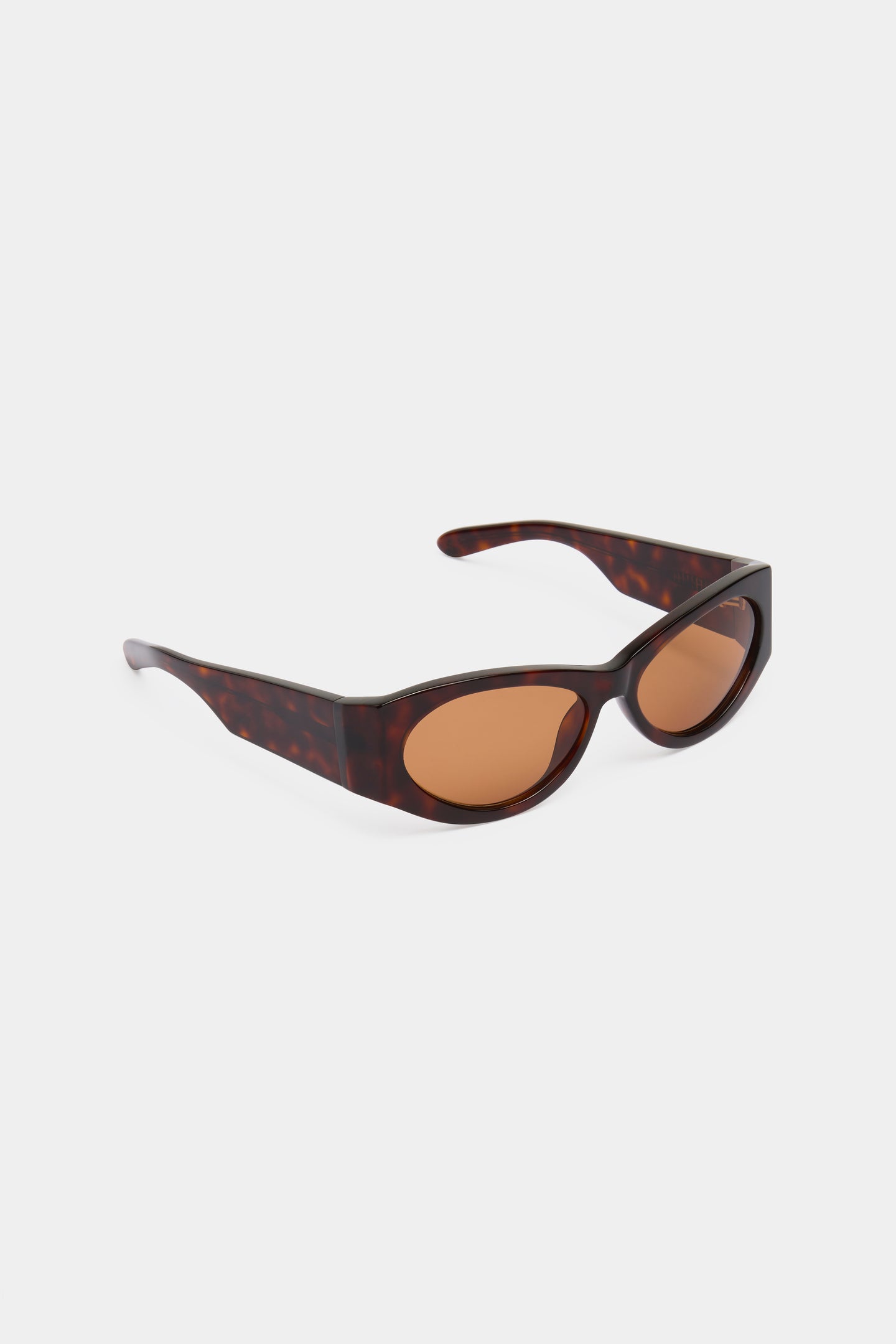 SIR the label The Classic TORTOISESHELL