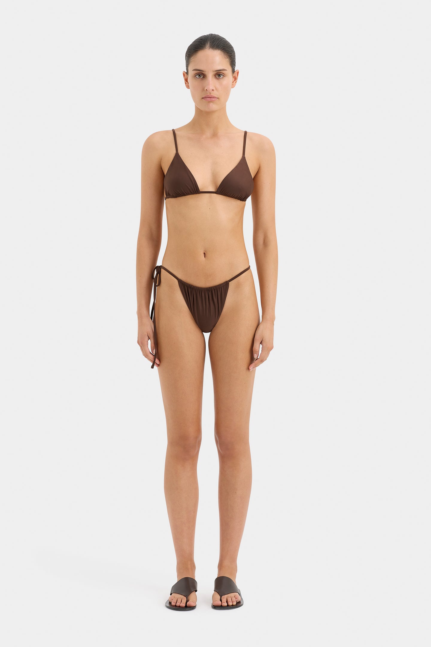 SIR the label Jeanne String Brief CHOCOLATE