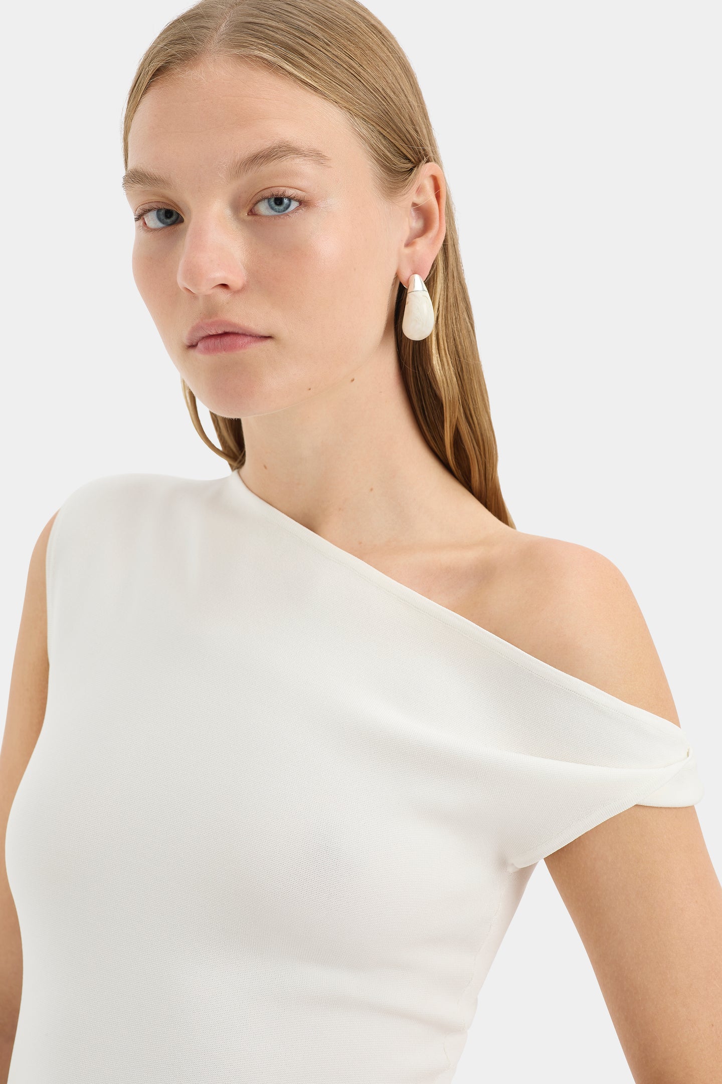 SIR the label Indigo Twist Top IVORY