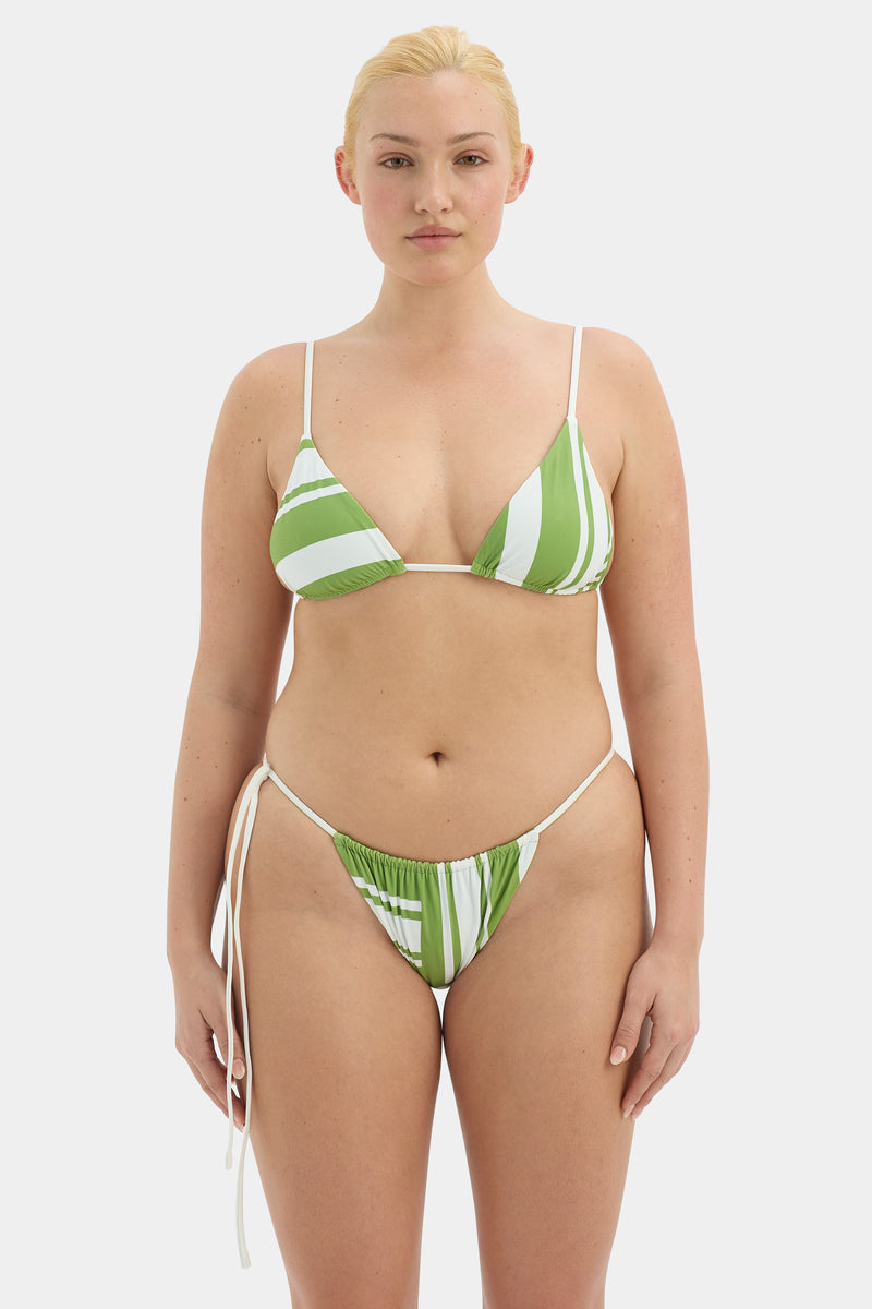 Carlo String Triangle Top