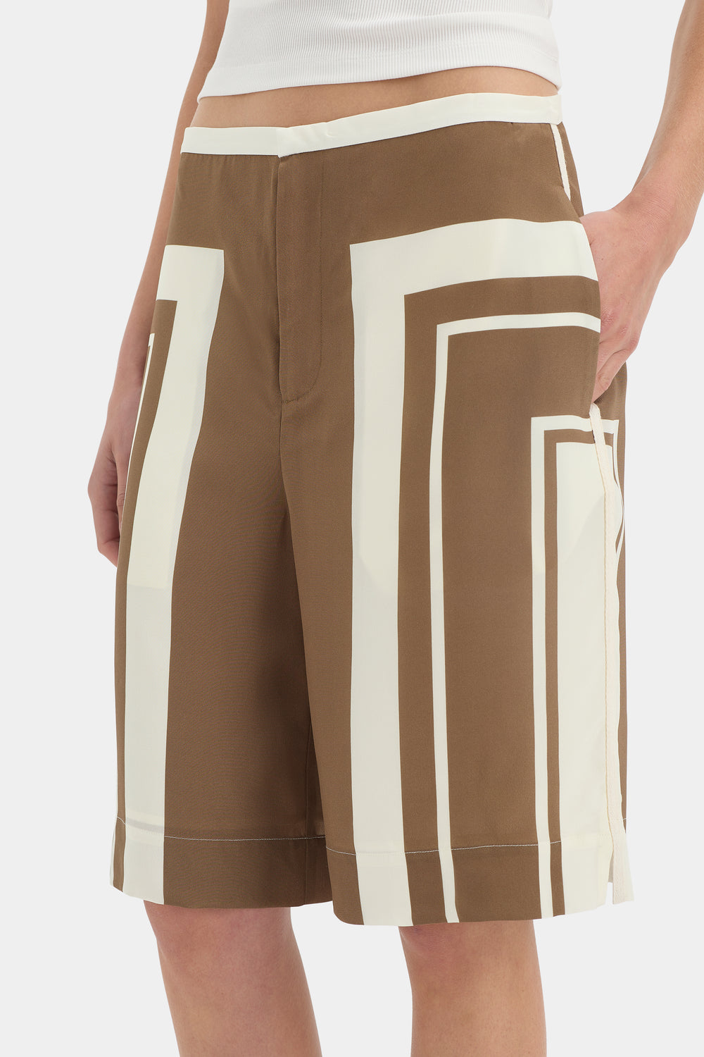 Almara Short