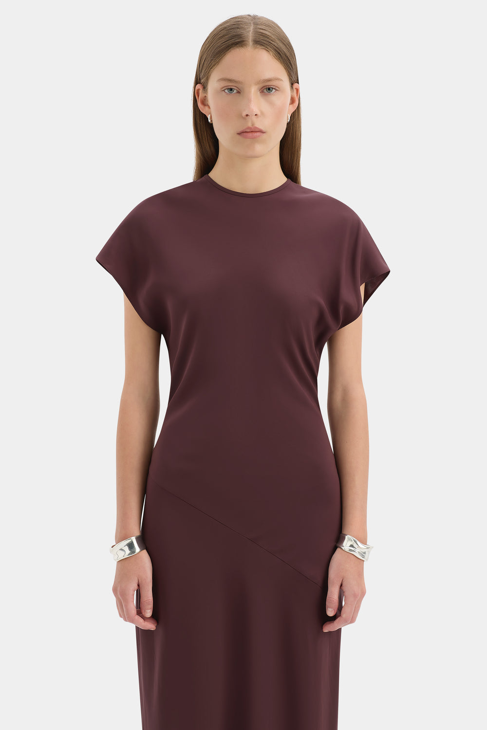 Noria Sleeved Gown