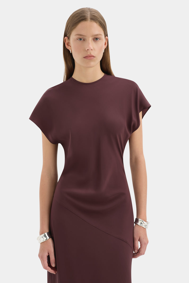 Noria Sleeved Gown
